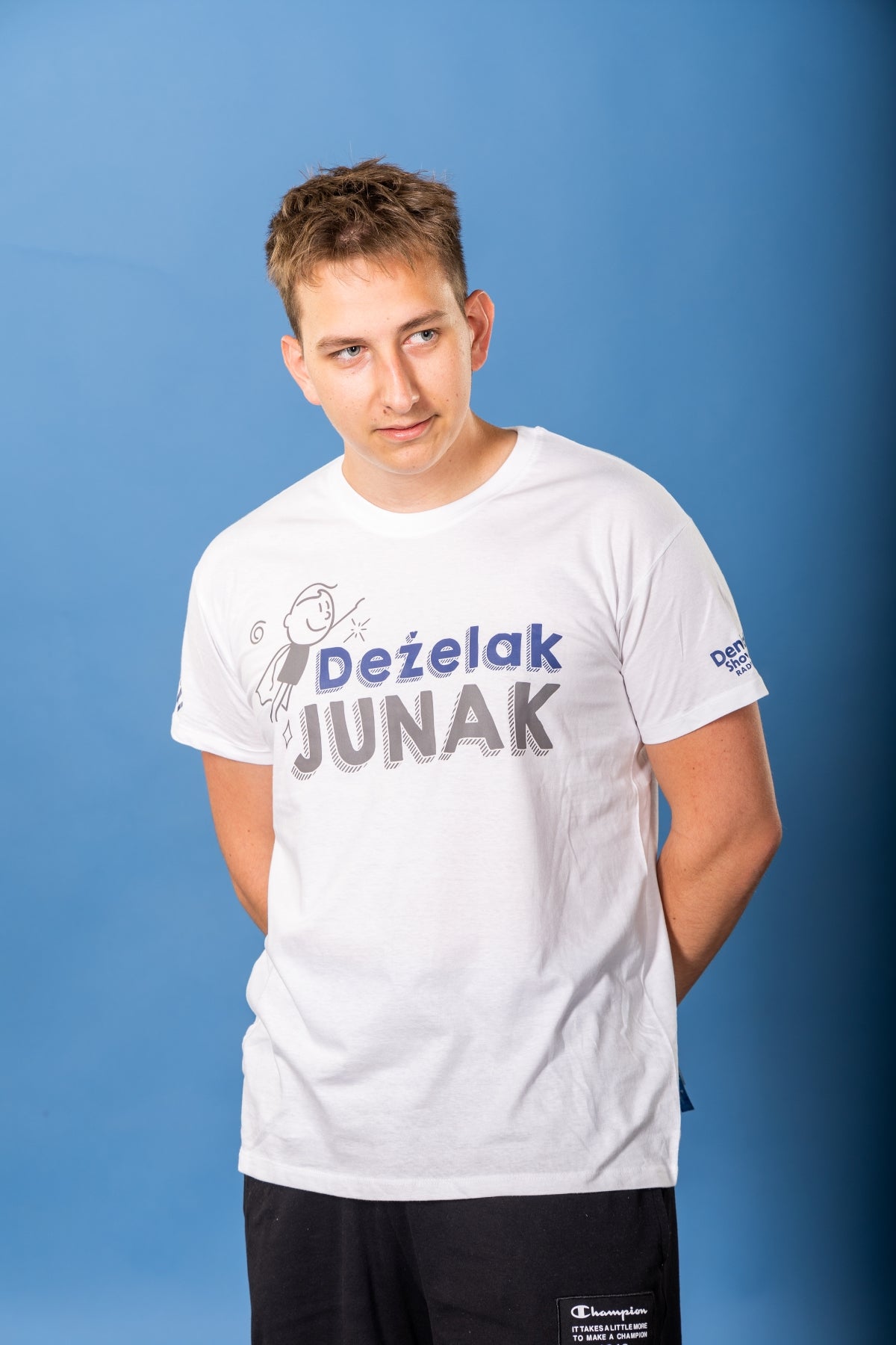 Ženska in moška majica Deželak Junak